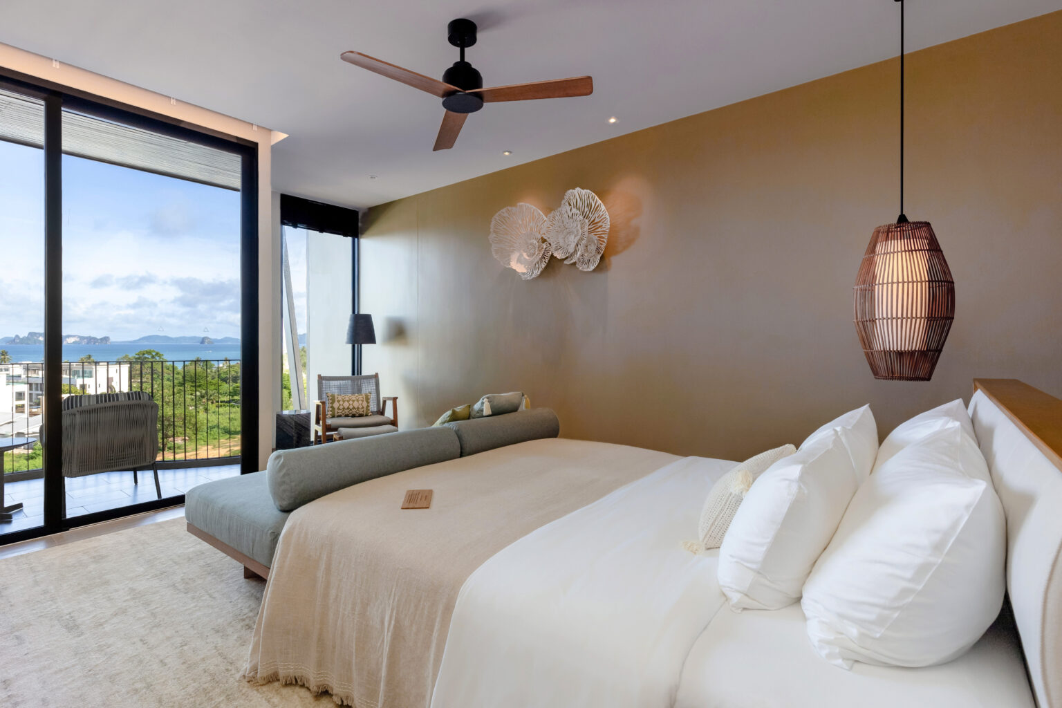 1.Luxe Plus Ocean