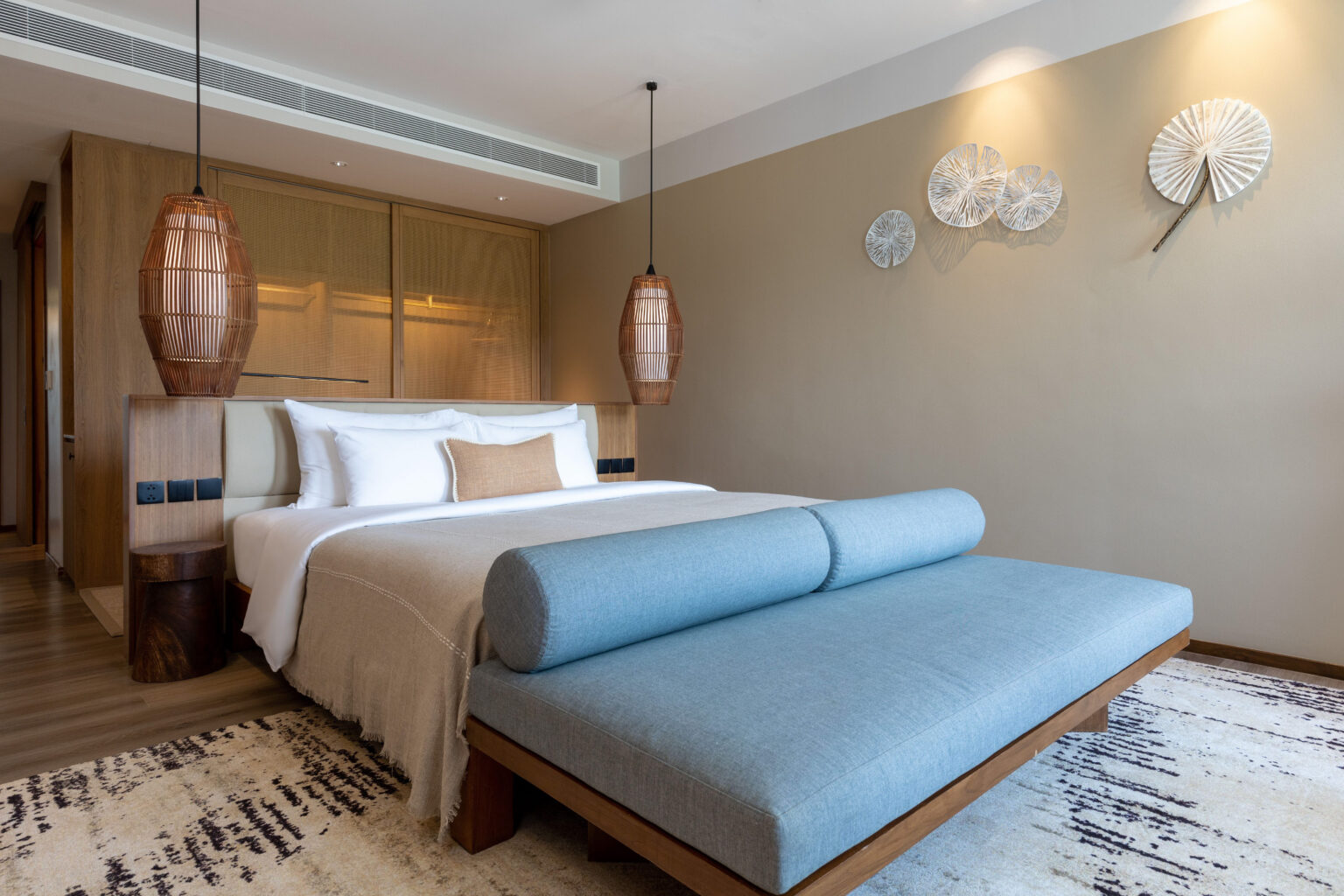 2.Luxe Plus Ocean